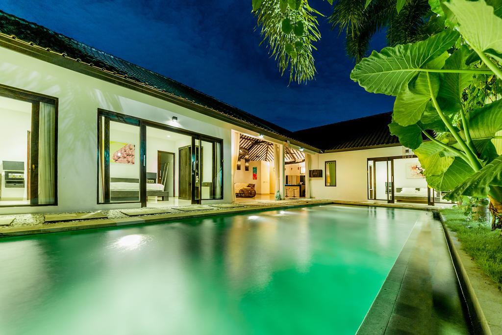 Villa Sara Seminyak Szoba fotó